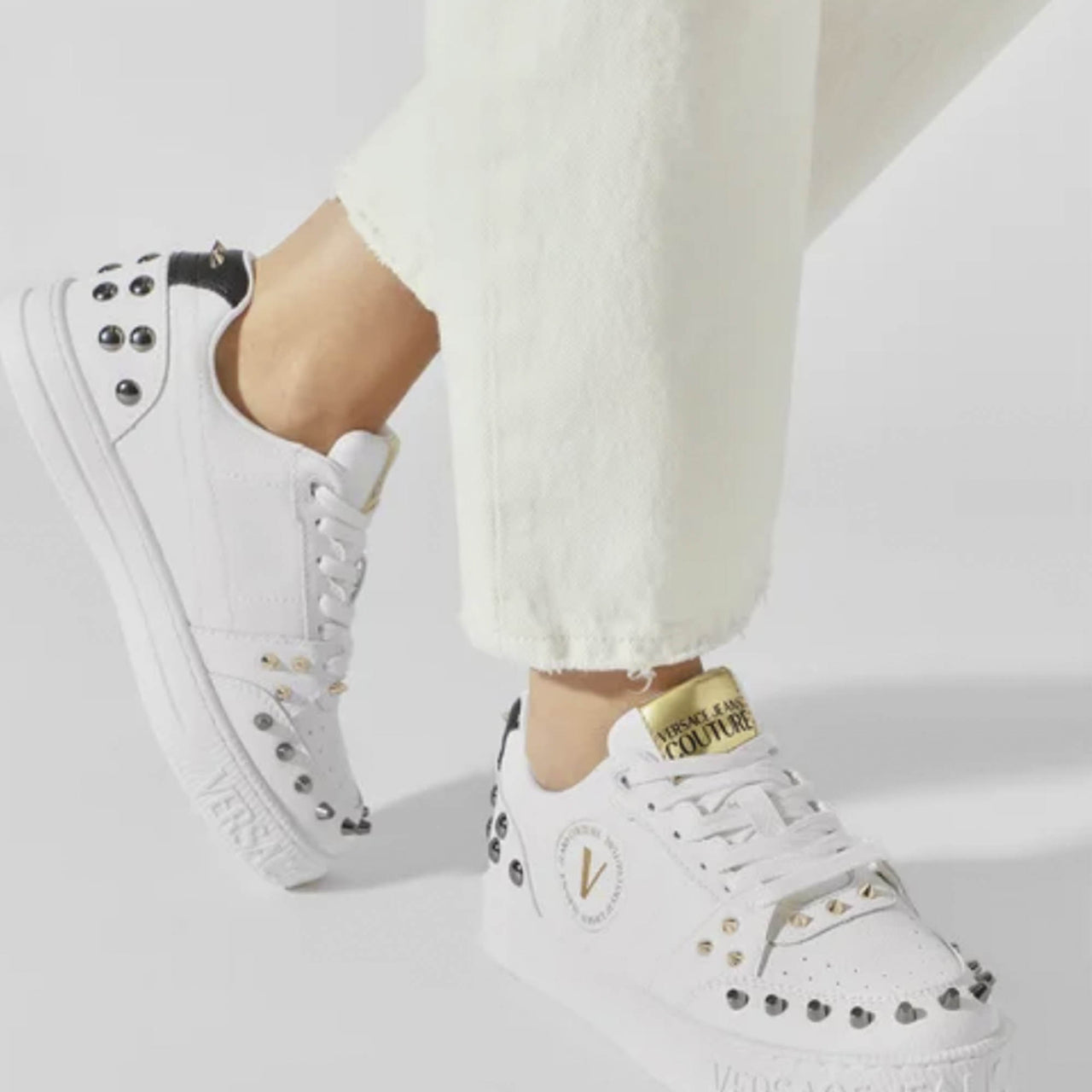 Tenis blancos online versace