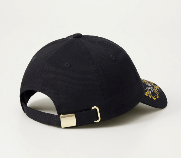 Gorra Versace negra para mujer bordado grecas