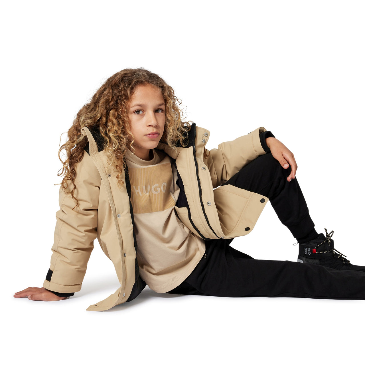 HUGO Playera para niño y teen beige logo al tono al frente