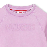Thumbnail for HUGO Playera para niña y teen rosa deslavada logo al frente