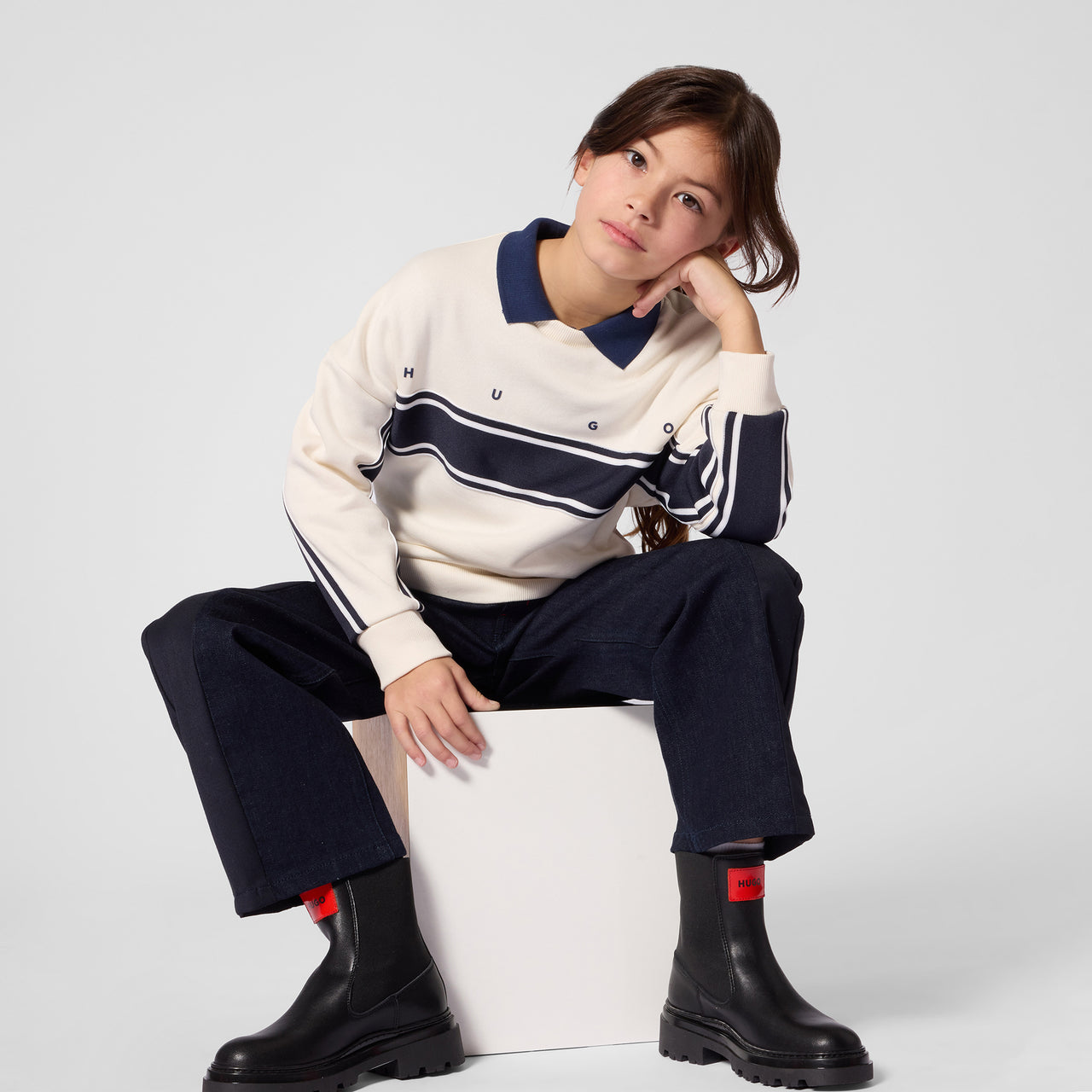 HUGO Botin para niño y teen unisex negro logo tipo parche al frente