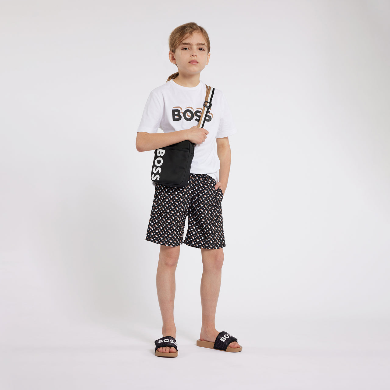 Playera para niño y adolescente blanca Boss