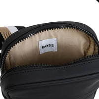 Thumbnail for BOSS crossbody, bolsa o pasaportera para niño y adolescente color negro pequeño logo Boss blanco