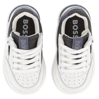 Thumbnail for BOSS Tenis para niño pequeño blanco con azul agujeras aparentes y cierre al costado
