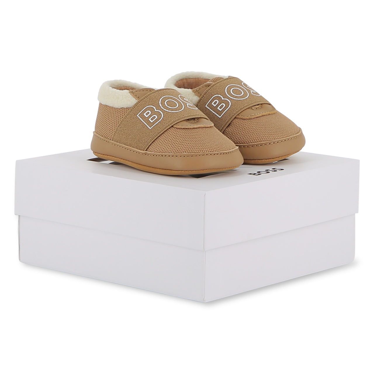 BOSS Zapatito para bebe color cookie con borrega