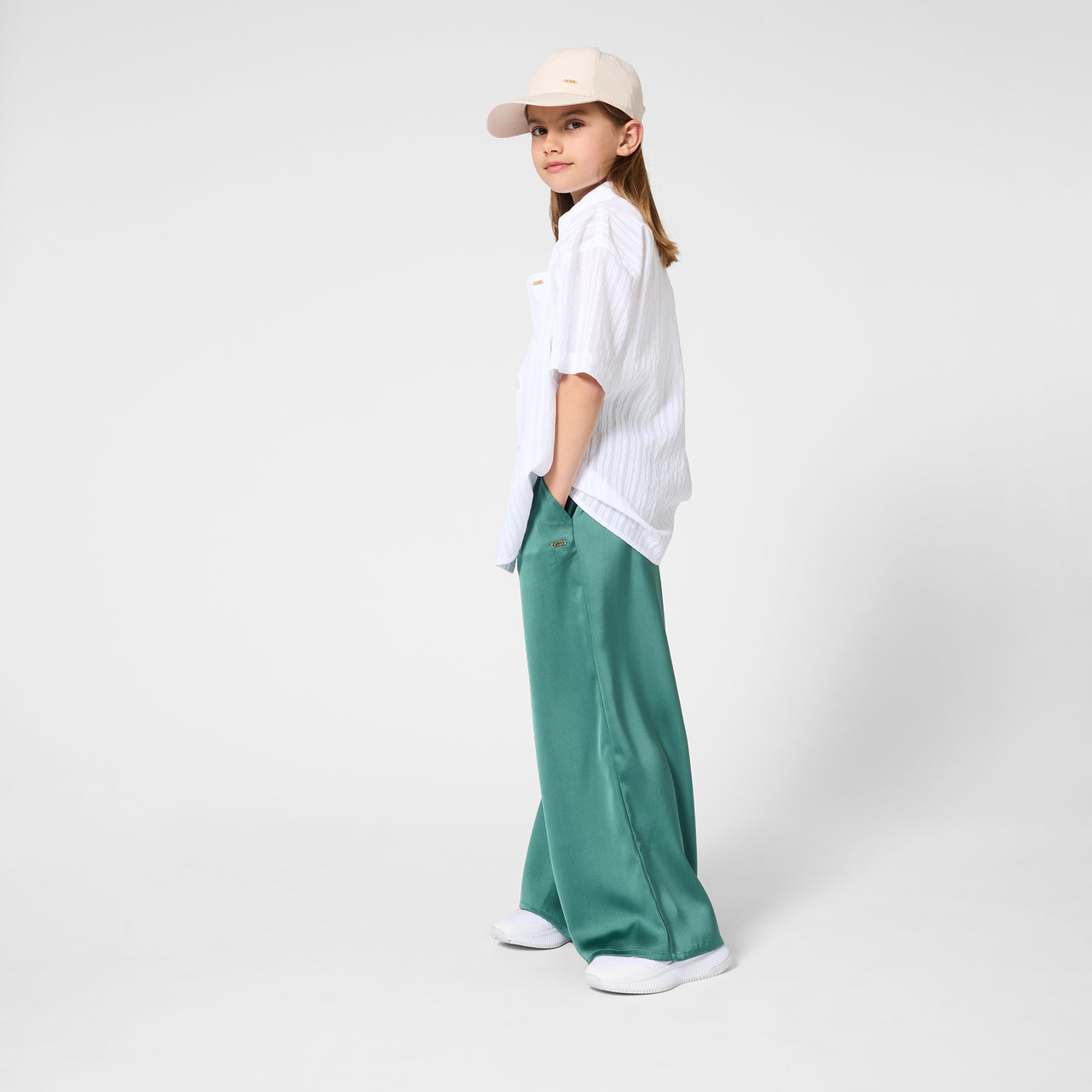 BOSS Set de pants para niña verde satin pequeño logo