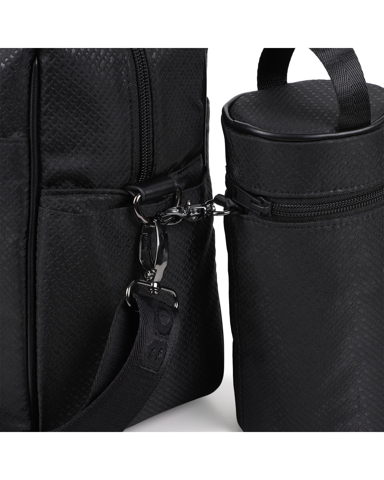 BOSS Pañalera con accesorios, ajustable, color negro all over print