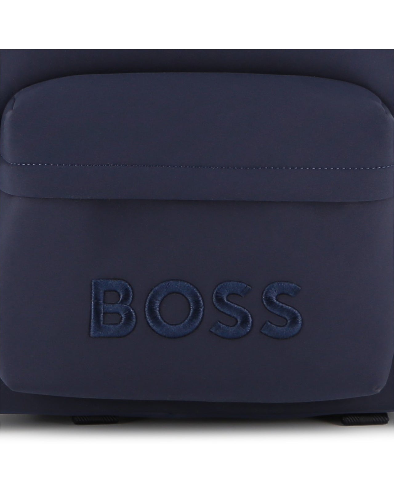 BOSS backpack para niño y Teen color azul marino, bolsa frontal y laterales, luego al tono al frente