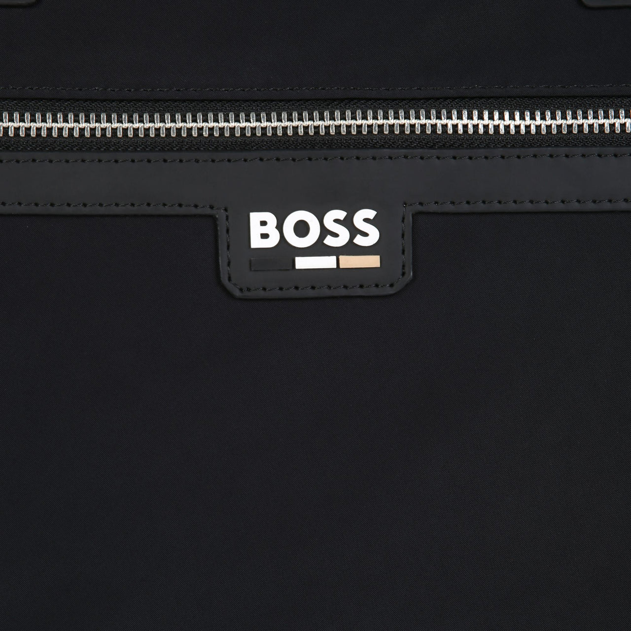 BOSS Pañalera negra pequeño logo y cierre