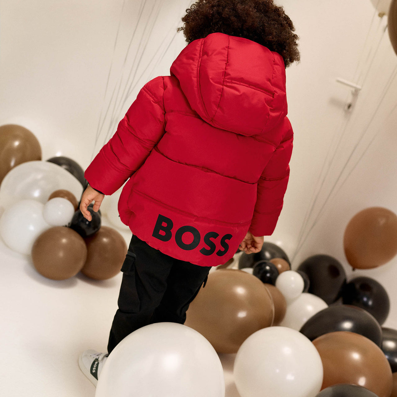 Chamarra BOSS roja para niño y adolecentes